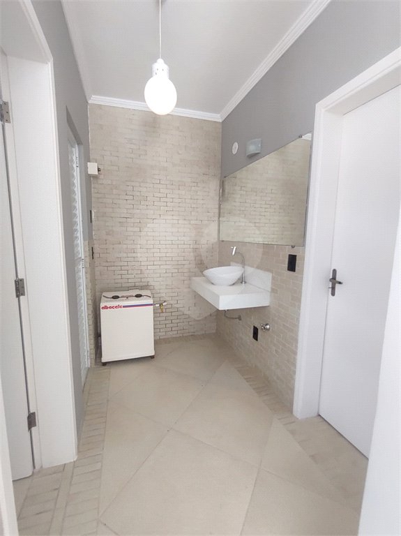 Casa à venda com 3 suítes no condomínio Villaggio Capriccio, Louveira - SP
