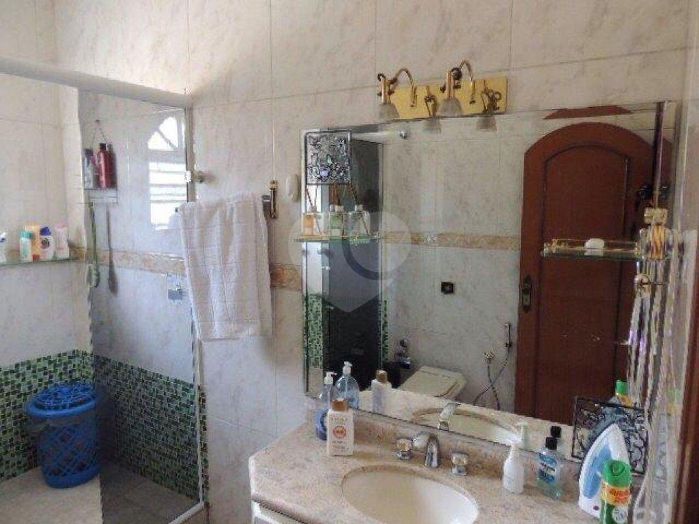 Casa à venda com 6 quartos, sendo 3 suítes, em Parque Novo Mundo, São Paulo, SP