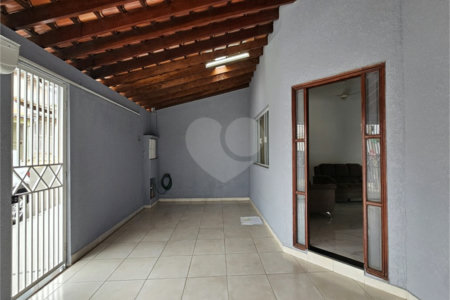 Casa à venda com 3 quartos, sendo 1 suíte, em Jardim Regente, Indaiatuba, SP