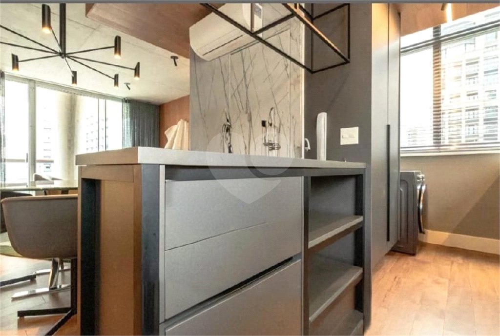 Apartamento à venda com 2 suítes em Vila Nova Conceição, São Paulo, SP