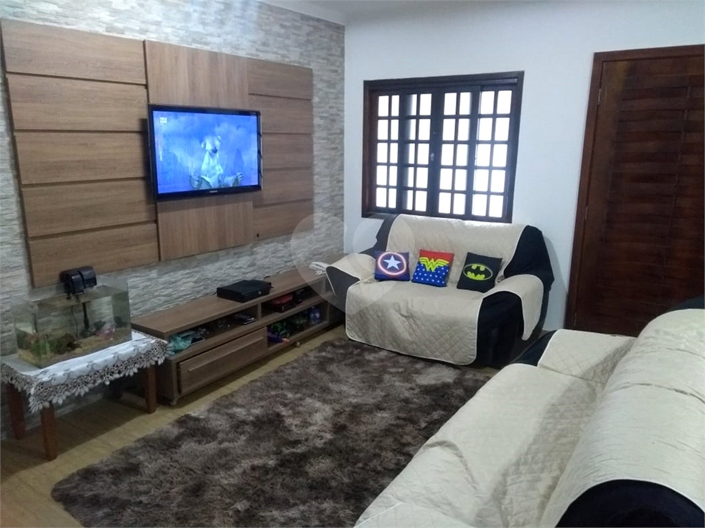 Casa à venda com 3 quartos, sendo 1 suíte, no condomínio Alpes de Mairiporã, Mairiporã - SP
