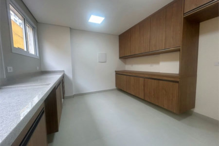 Apartamento com 2 Dormitórios à Venda, 82 M² por R$ 645.000 – Gonzaga – Santos/Sp