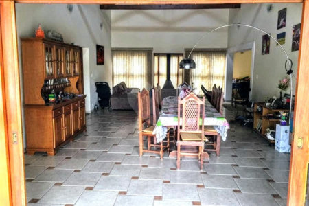 Casa à venda ou para alugar com 5 quartos, sendo 4 suítes, no condomínio Moradas São Luiz, Salto - SP