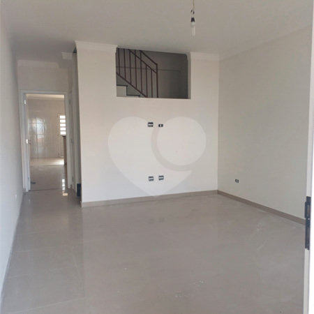 Sobrado à venda com 3 suítes em Vila Gustavo, São Paulo, SP