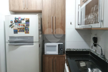 Casa à venda com 3 quartos, sendo 1 suíte, no condomínio Portal dos Pinheiros, Ribeirão Preto - SP