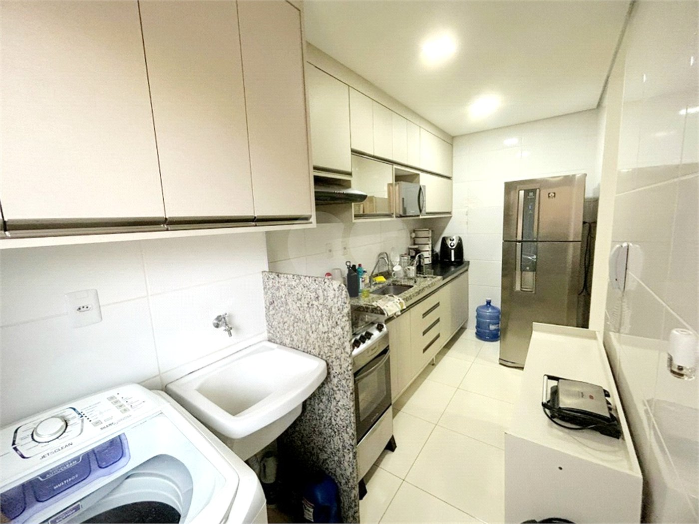 Apartamento à venda com 2 quartos, sendo 1 suíte,  em Jardim Manoel Penna, Ribeirão Preto, SP