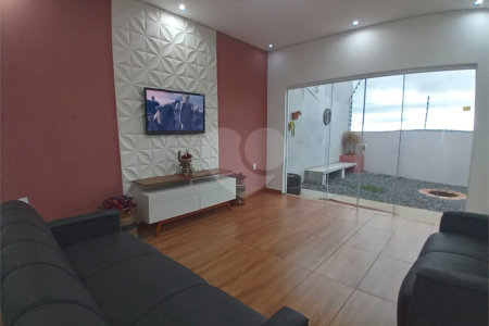 Chácara à venda ou para alugar com 2 quartos, sendo 1 suíte,  em Mato Seco, Itapetininga, SP