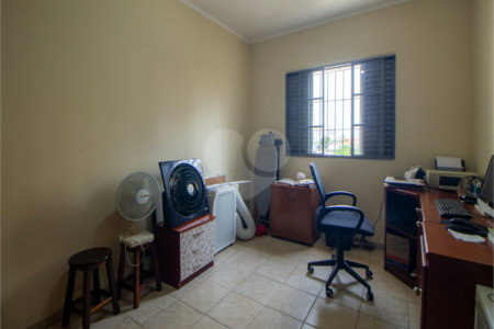 Casa à venda com 3 quartos, sendo 1 suíte, em Chácara Inglesa, São Paulo, SP