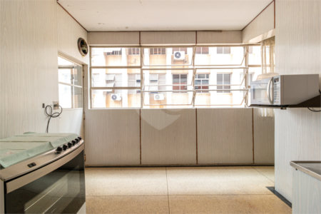 Apartamento à venda com 3 quartos, sendo 1 suíte, em Jardim Paulista, São Paulo, SP