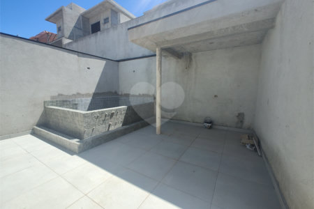 Casa Térrea à venda com 3 suítes em Jardim do Lago, Atibaia, SP