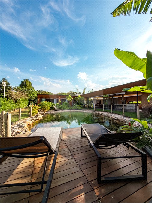 Casa à venda com 3 suítes no condomínio Primavera, Salto - SP