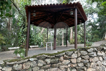 Casa à venda com 4 quartos, sendo 3 suítes, no condomínio Bosque Sâo Francisco, Votorantim - SP