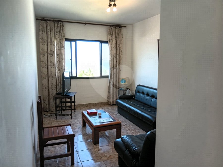 Apartamento à venda com 1 quarto em Guilhermina, Praia Grande, SP
