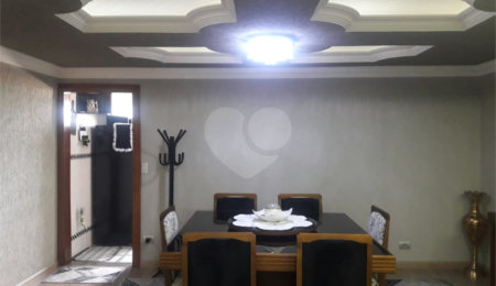 Sobrado à venda com 3 quartos, sendo 1 suíte,  em Vila Milton, Guarulhos, SP