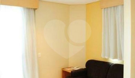 Flat à venda com 1 quarto em Santana, São Paulo, SP