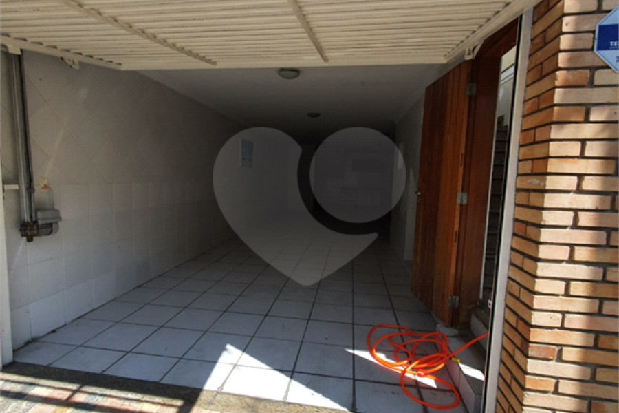 Sobrado à venda com 4 quartos, sendo 2 suítes,  em Santana, São Paulo, SP