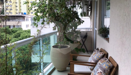 Apartamento à venda com 2 quartos, sendo 1 suíte,  em Tijuca, Rio de Janeiro, RJ