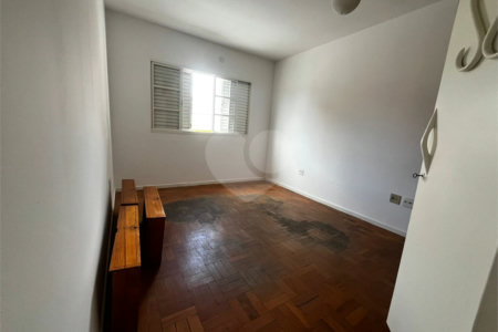 Casa à venda com 4 quartos, sendo 1 suíte, no Centro, Itapetininga, SP