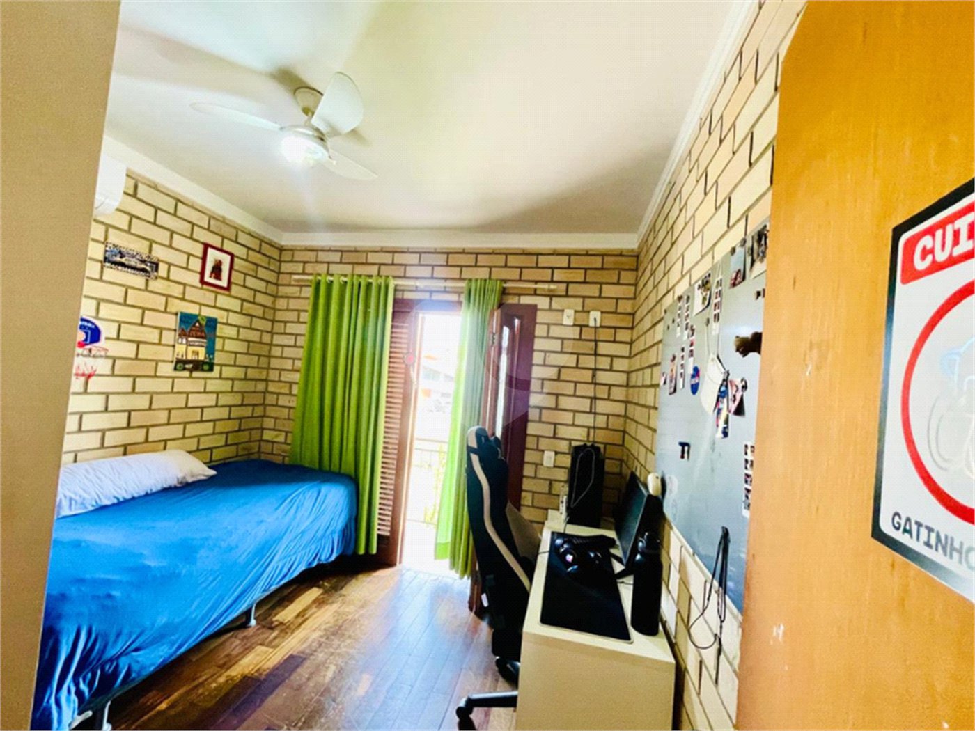 Casa à venda com 3 quartos, sendo 1 suíte,  no condomínio Jardim Ibiti do Paço, Sorocaba - SP