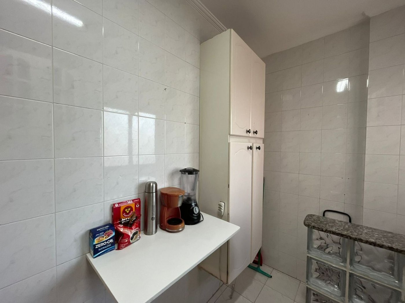 Apartamento com 1 dormitório à venda, 45 m² por R$ 280.000,00 - Jardim Três Marias - Guarujá/SP