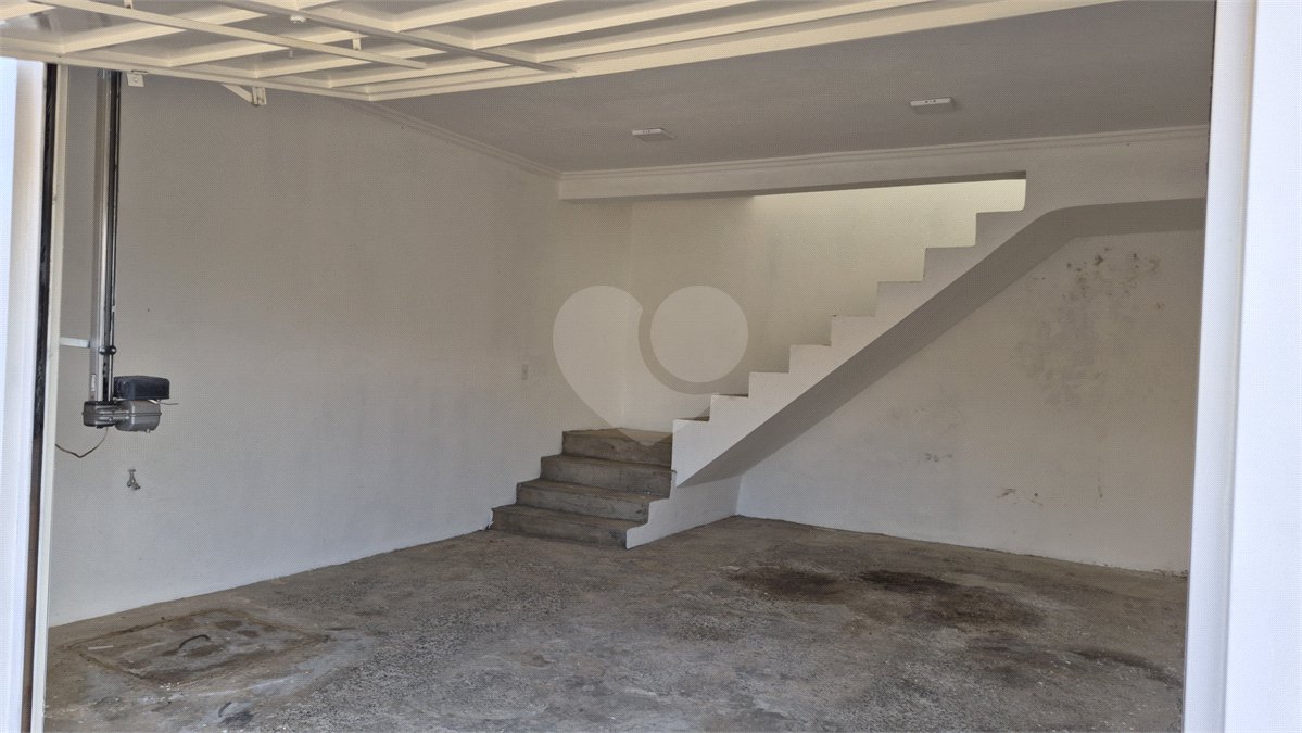 Casa à venda com 1 quarto, sendo 2 suítes, em Vila Nastri, Itapetininga, SP