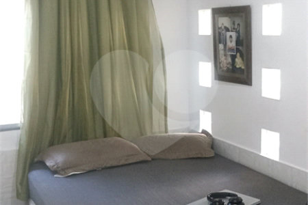 Casa à venda com 4 quartos em Campo Grande, Rio de Janeiro, RJ
