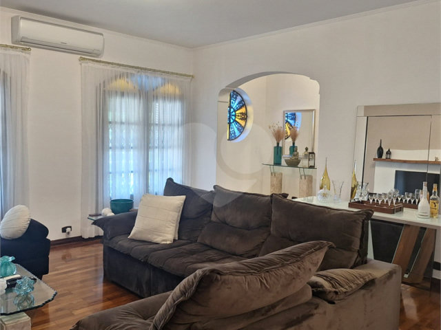 Casa Térrea à venda com 3 quartos, sendo 1 suíte,  em Jardim França, São Paulo, SP