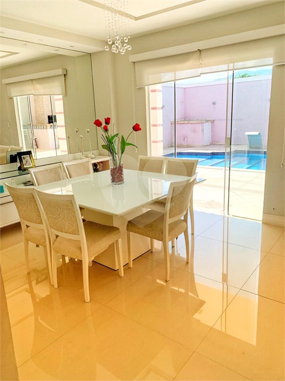Casa de Vila à venda com 4 quartos, sendo 1 suíte, em Campo Grande, Rio de Janeiro, RJ