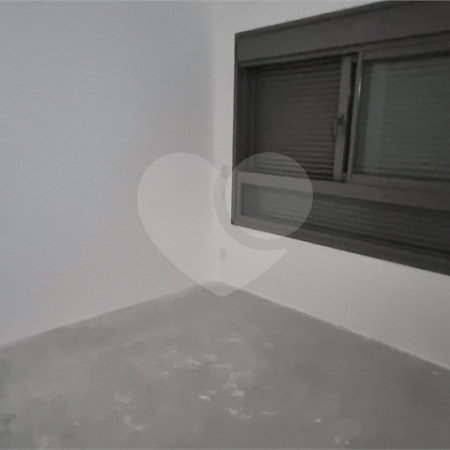 Apartamento à venda com 3 suítes em Moema, São Paulo, SP