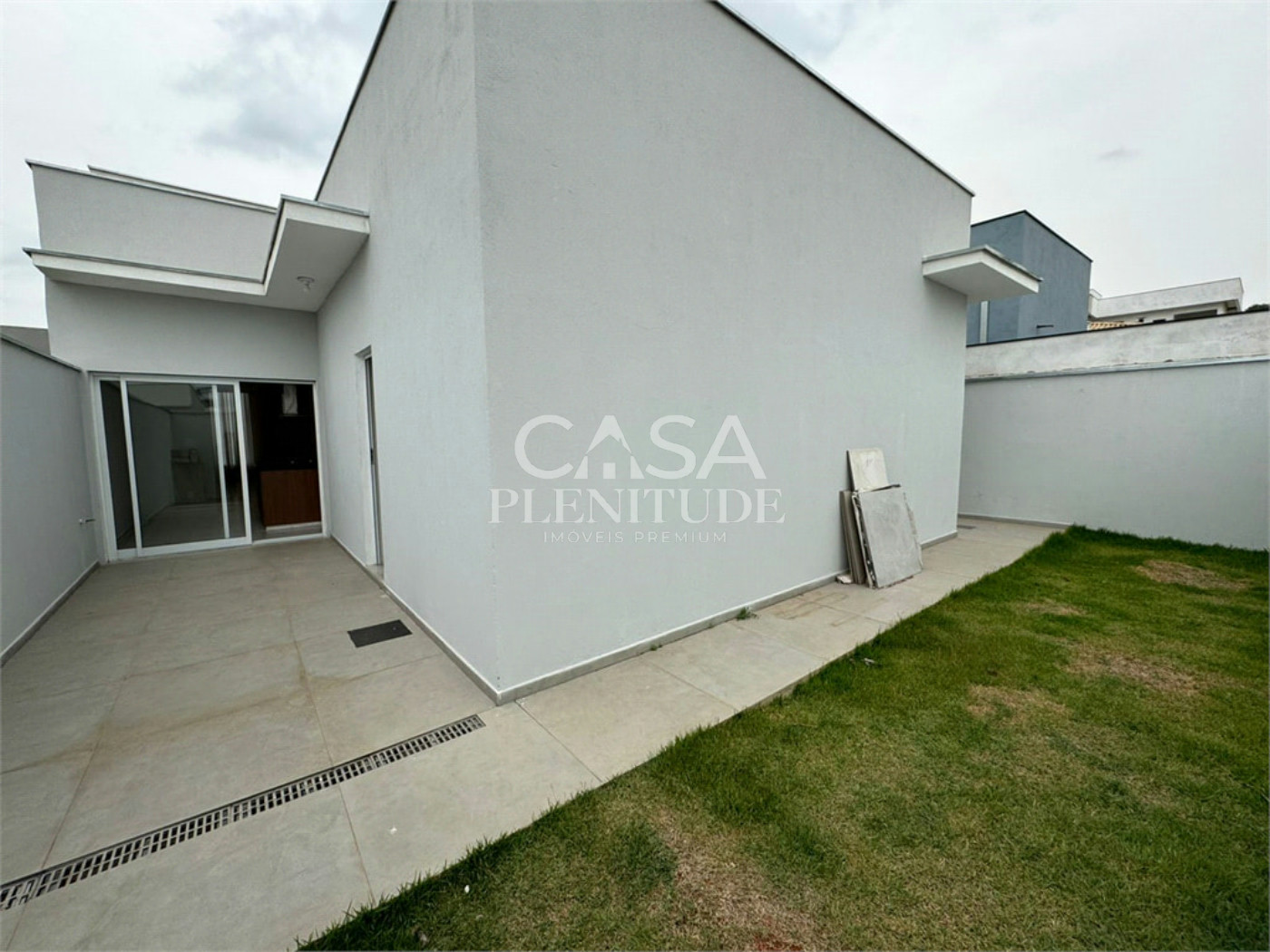 Casa em condomínio à venda com 3 quartos, sendo 1 suíte, em Jardim Residencial Campos do Conde, Sorocaba, SP