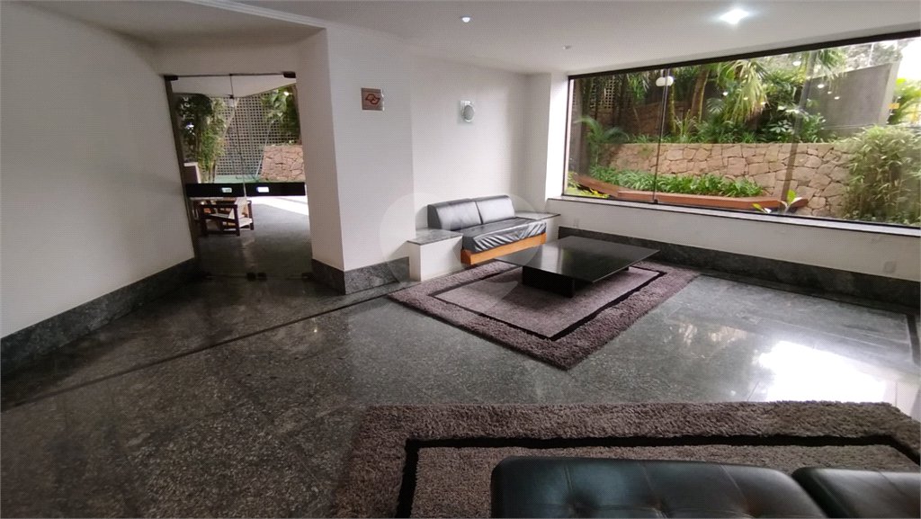 Duplex para alugar com 3 suítes em Real Parque, São Paulo, SP