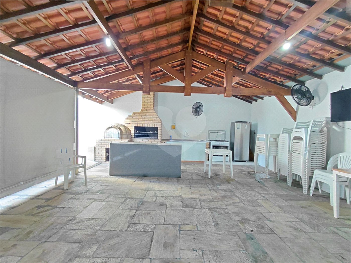 Apartamento à venda com 2 quartos, sendo 1 suíte, em Água Branca, São Paulo, SP