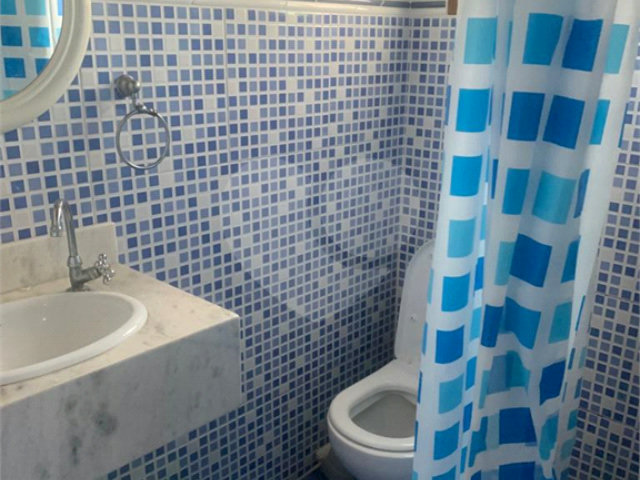 Sobrado à venda com 4 quartos, sendo 2 suítes,  em Horto, São Paulo, SP