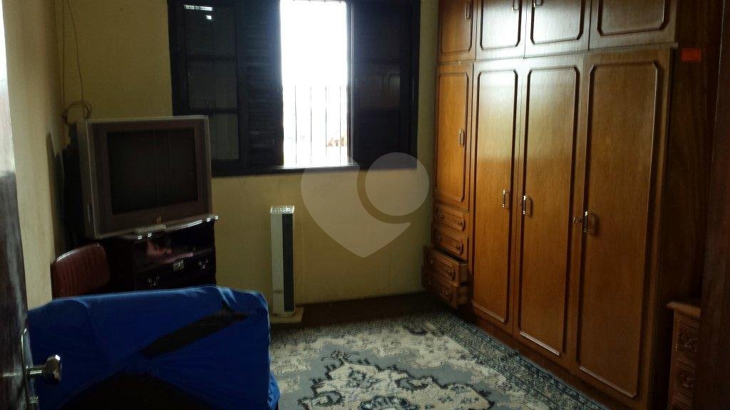 Casa à venda com 3 quartos, sendo 1 suíte, em Itaquera, São Paulo, SP