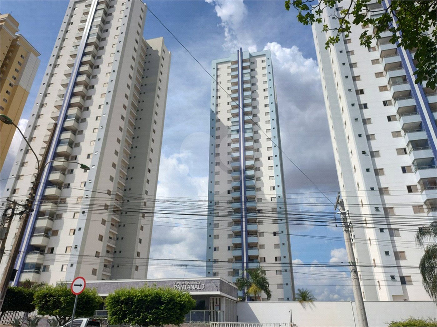 Apartamento à venda com 3 quartos, sendo 2 suítes, em Jardim Aclimação, Cuiabá, MT