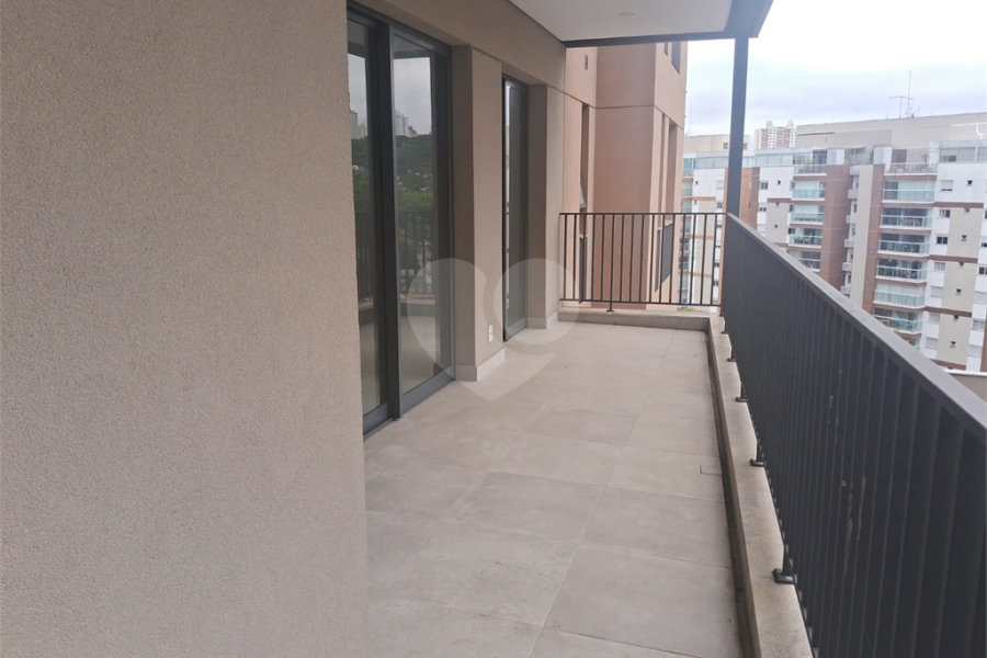 Apartamento à venda com 2 suítes em Alto da Lapa, São Paulo, SP