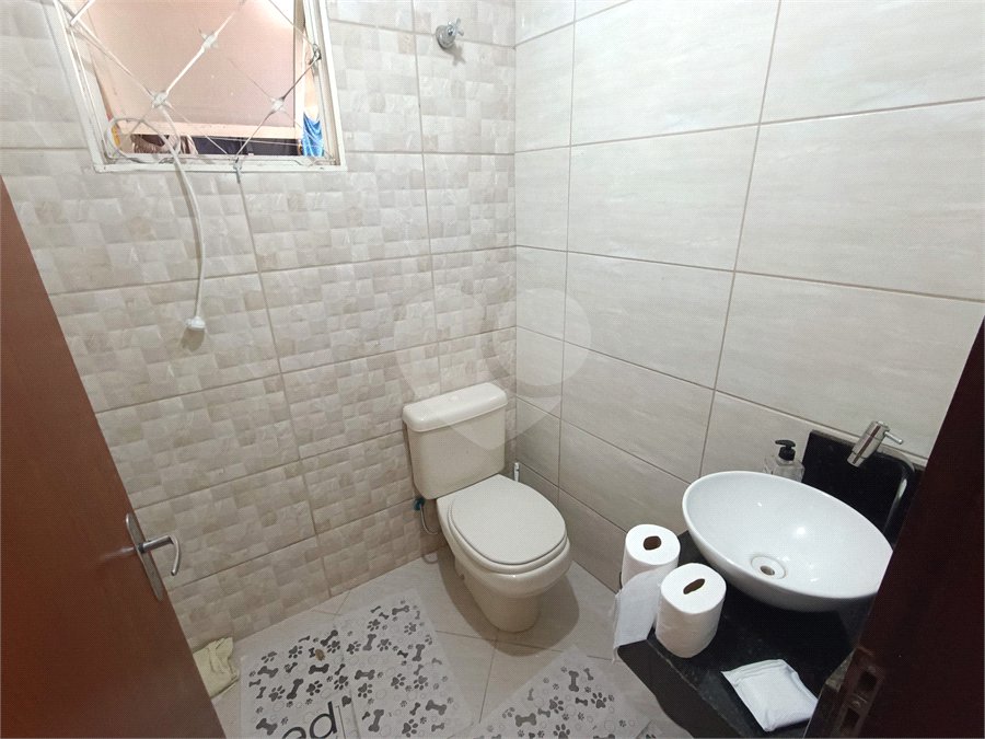 Sobrado à venda com 4 quartos em Jardim Esther, São Roque, SP