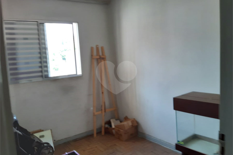Casa à venda com 3 quartos, sendo 1 suíte, no condomínio Sem Nome, São Paulo - SP