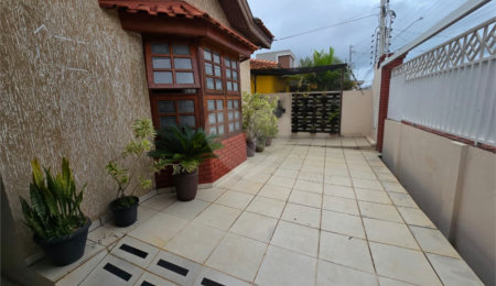 Casa à venda com 3 quartos, sendo 1 suíte,  em Jardim Shangri-lá, Itapetininga, SP