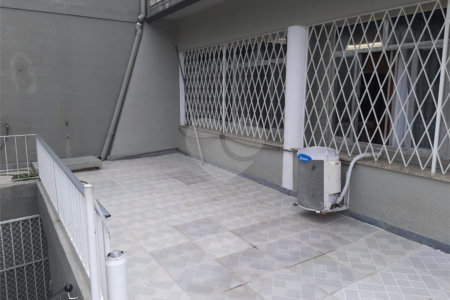 Casa à venda com 6 quartos, sendo 3 suítes,  em Tijuca, Rio de Janeiro, RJ