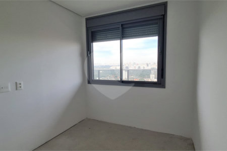 Apartamento à venda com 2 quartos, sendo 1 suíte,  em Pinheiros, São Paulo, SP