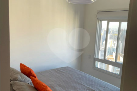 Apartamento à venda ou para alugar com 2 quartos, sendo 1 suíte,  em Vila Andrade, São Paulo, SP