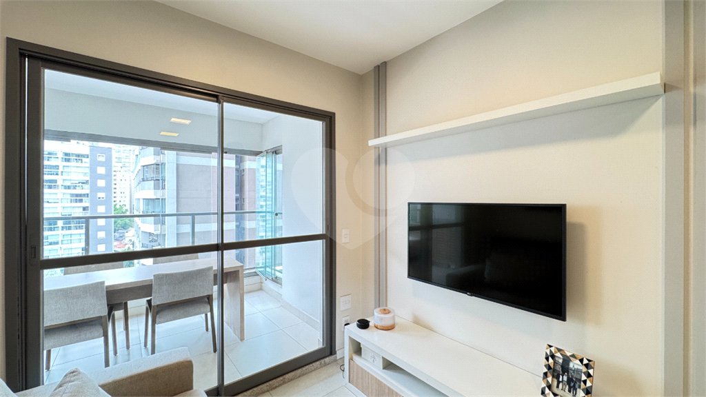 Apartamento à venda com 2 quartos, sendo 1 suíte,  em Brooklin, São Paulo, SP