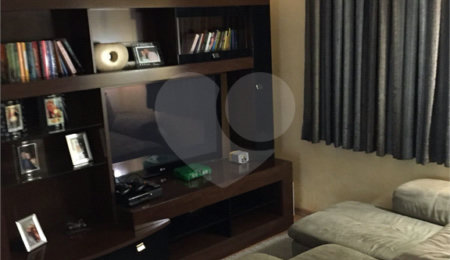 Apartamento à venda com 3 quartos, sendo 1 suíte,  em Vila Andrade, São Paulo, SP