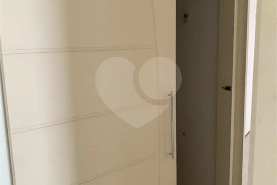 Apartamento à venda com 2 quartos em Jaraguá, São Paulo, SP