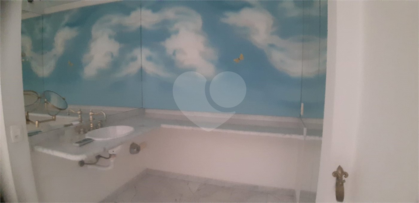 Apartamento à venda com 3 quartos, sendo 1 suíte, em Pinheiros, São Paulo, SP