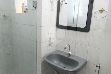 Sobrado à venda com 3 quartos, sendo 1 suíte, em Granja Julieta, São Paulo, SP