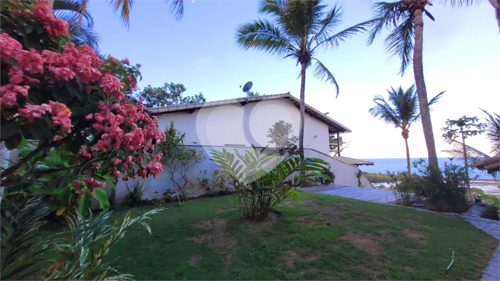Casa à venda com 3 suítes no Centro, Santa Cruz Cabrália, BA