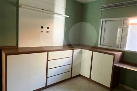 Sobrado à venda com 3 quartos, sendo 1 suíte, em Jardim Paulista, Atibaia, SP