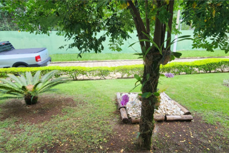 Casa à venda com 4 quartos, sendo 2 suítes, no condomínio Marinas, Bom Jesus dos Perdões - SP